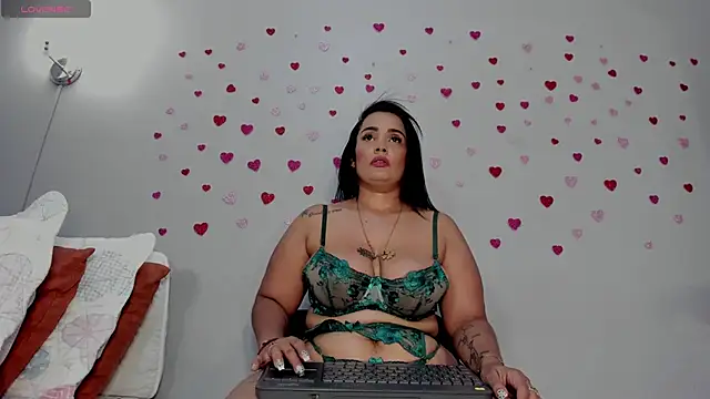 Britanny W online show from May 14, 7:53 pm
