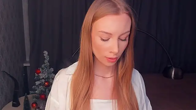 CarmenLipkin online show from February 18, 10:39 pm