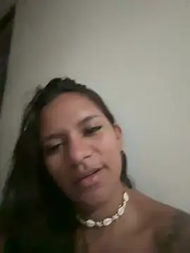 Snapshot of amara_wet04 chatting on June 18, 3:18 am amara wet04 online show from June 18, 3:18 am
