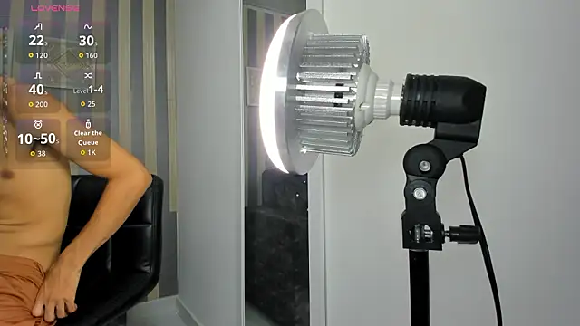 Max and anny online show from March 6, 12:34 pm