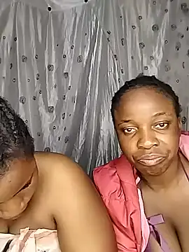 YummyBoobs  online show from June 21, 9:28 pm
