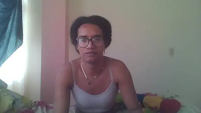 Snapshot of horny_brii chatting on June 28, 7:09 pm horny brii online show from June 28, 7:09 pm