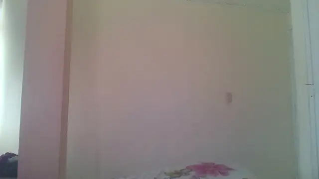 Snapshot of horny_brii chatting on July 8, 6:34 pm horny brii online show from July 8, 6:34 pm