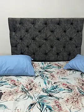 samanta big ass  online show from February 25, 11:20 am