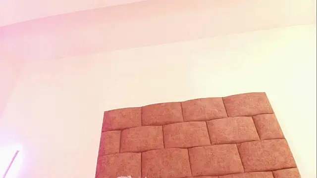 Anita Daring online show from March 14, 9:20 pm