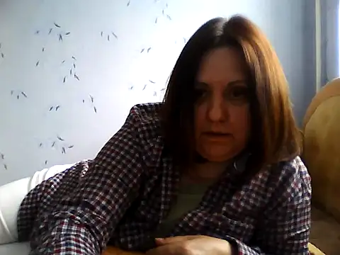 LockyCharm111 online show from April 30, 11:27 am