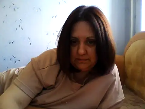 Snapshot of LockyCharm111 chatting on May 19, 4:24 pm LockyCharm111 online show from May 19, 4:24 pm