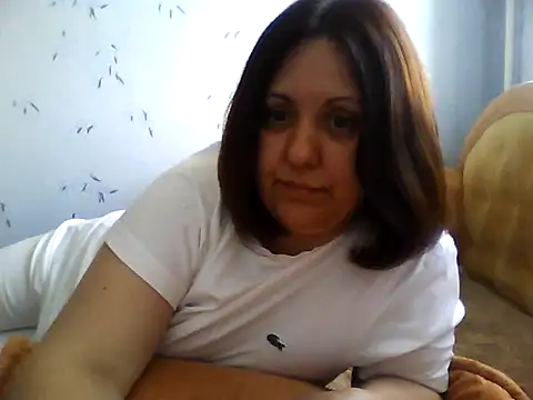 Snapshot of LockyCharm111 chatting on June 1, 3:36 pm LockyCharm111 online show from June 1, 3:36 pm
