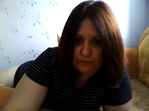 LockyCharm111 online show from July 1, 4:29 pm