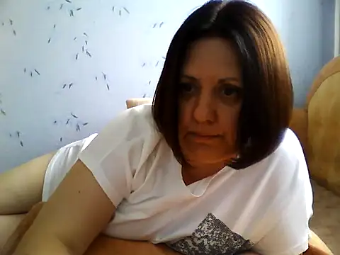 LockyCharm111 online show from July 12, 4:47 am