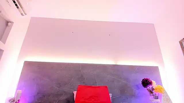 AsshleyDavis online show from January 12, 8:25 pm