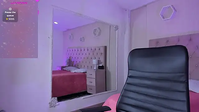 DulcePrince  online show from February 17, 1:07 pm