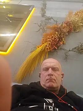 sk8brd snwbrd no snitch online show from February 17, 12:56 pm