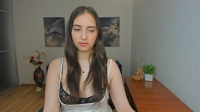 Snapshot of Effy_Royse chatting on May 3, 5:41 pm Effy Royse online show from May 3, 5:41 pm