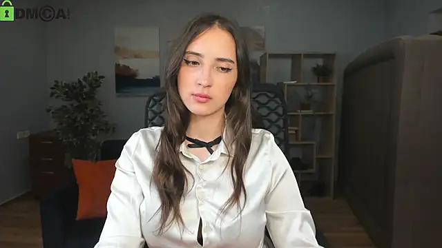 Snapshot of Effy_Royse chatting on June 16, 5:37 pm Effy Royse online show from June 16, 5:37 pm