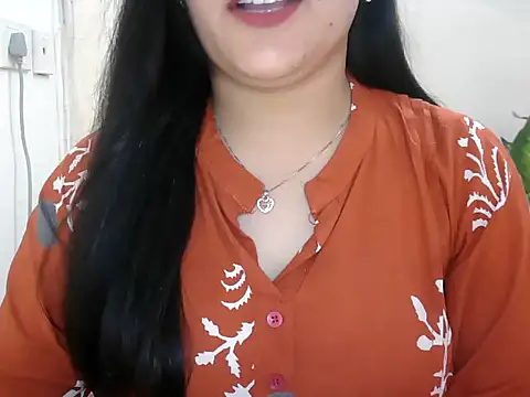 Snapshot of _chitranshi chatting on June 26, 6:07 am chitranshi online show from June 26, 6:07 am