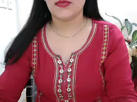 Snapshot of _chitranshi chatting on July 14, 10:21 am chitranshi online show from July 14, 10:21 am