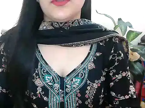Snapshot of _chitranshi chatting on July 22, 5:21 am chitranshi online show from July 22, 5:21 am