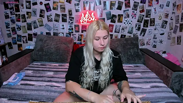 x Ulya1cutex online show from July 4, 5:52 pm