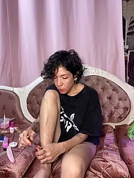 JeanneDuval8888 online show from February 21, 12:44 am