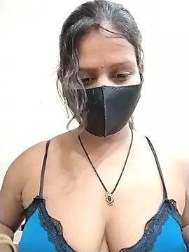 Snapshot of ankita077 chatting on May 17, 5:20 pm ankita077 online show from May 17, 5:20 pm