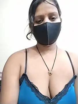 Snapshot of ankita077 chatting on May 18, 4:40 am ankita077 online show from May 18, 4:40 am
