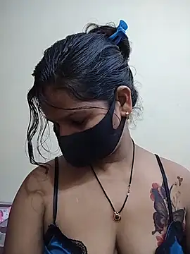Snapshot of ankita077 chatting on May 20, 4:40 am ankita077 online show from May 20, 4:40 am