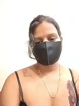 Snapshot of ankita077 chatting on May 20, 4:46 pm ankita077 online show from May 20, 4:46 pm