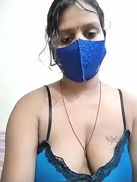 Snapshot of ankita077 chatting on June 1, 11:17 pm ankita077 online show from June 1, 11:17 pm