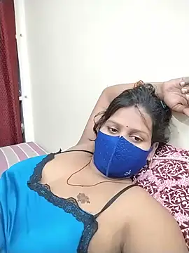 Snapshot of ankita077 chatting on June 7, 10:46 pm ankita077 online show from June 7, 10:46 pm