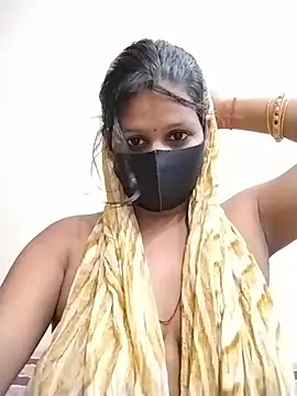 Snapshot of ankita077 chatting on June 21, 1:03 pm ankita077 online show from June 21, 1:03 pm