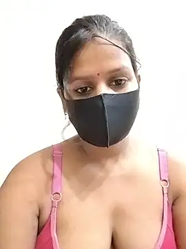Snapshot of ankita077 chatting on June 28, 12:38 am ankita077 online show from June 28, 12:38 am