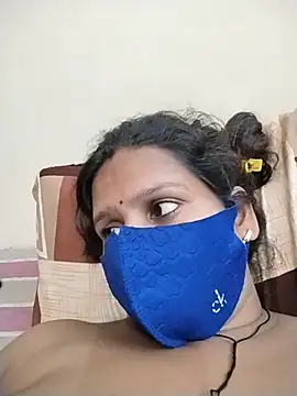 Snapshot of ankita077 chatting on July 13, 5:38 pm ankita077 online show from July 13, 5:38 pm