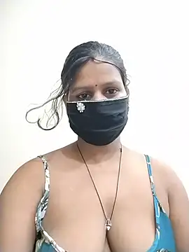 Snapshot of ankita077 chatting on July 16, 12:33 pm ankita077 online show from July 16, 12:33 pm