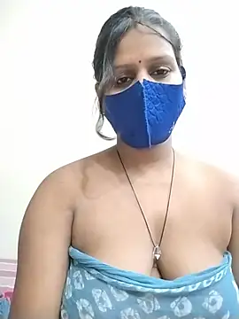 Snapshot of ankita077 chatting on July 31, 5:34 pm ankita077 online show from July 31, 5:34 pm