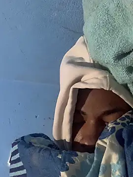 Snapshot of mondacuo3000 chatting on February 13, 3:08 pm mondacuo3000 online show from February 13, 3:08 pm