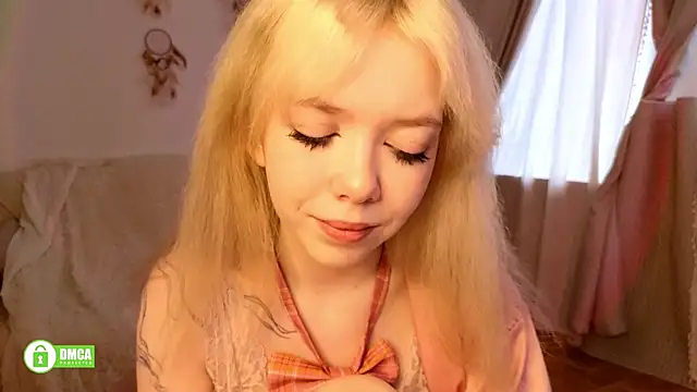 Rochelle kitty online show from April 26, 2:48 pm