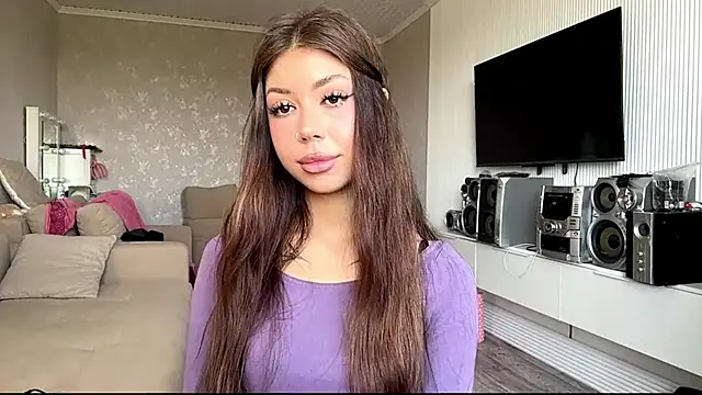 Snapshot of You_Club_Winx chatting on May 8, 7:25 am You Club Winx online show from May 8, 7:25 am