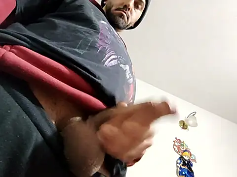 Snapshot of RodrigoAlencar chatting on May 21, 4:30 am RodrigoAlencar online show from May 21, 4:30 am