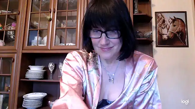 Vlastelina online show from April 28, 2:22 pm