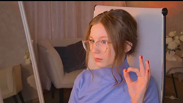 Snapshot of ElliFrankenweenie chatting on February 16, 8:43 am ElliFrankenweenie online show from February 16, 8:43 am