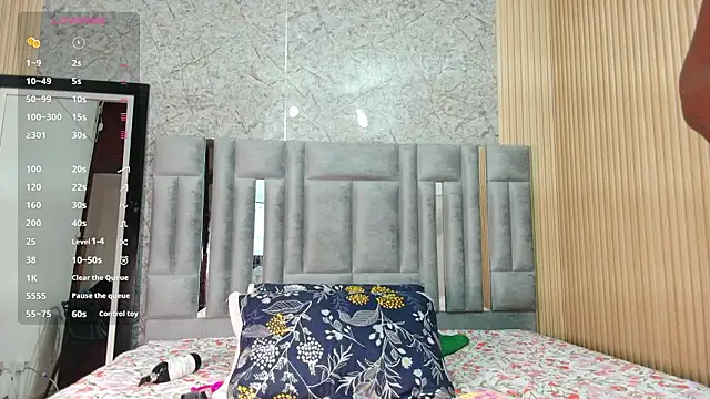 misspaula online show from March 12, 2:39 am