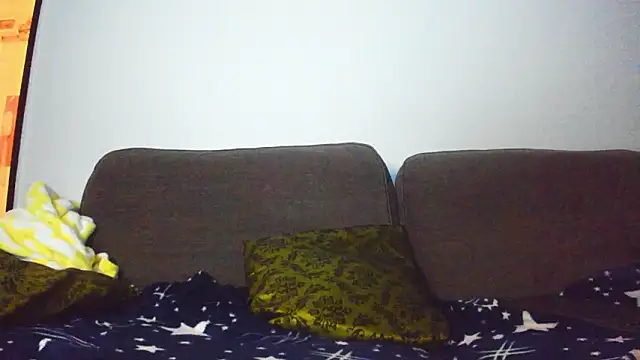 Imperfect me online show from March 4, 6:25 pm