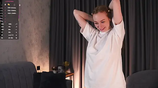 NoellaWortz online show from March 14, 3:17 pm