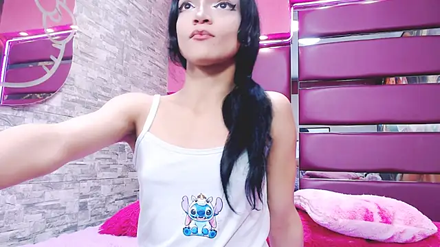 Maddy cute18 online show from February 18, 1:18 pm