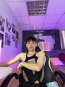 Philippsx online show from July 20, 8:00 pm