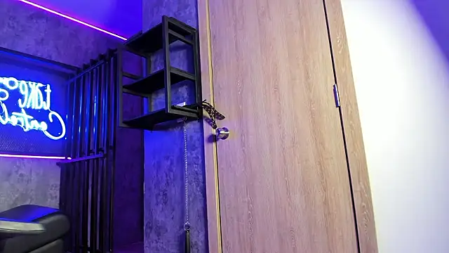 SinLickerr online show from March 6, 3:41 pm