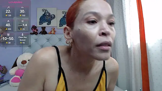 Dayana Smithh online show from March 6, 7:10 pm