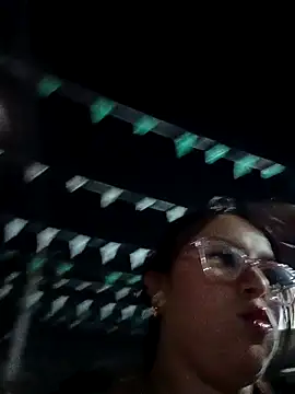 Snapshot of Royal_street_1 chatting on February 27, 3:50 am Royal street 1 online show from February 27, 3:50 am