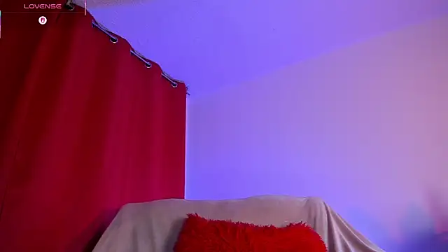 lilyruso online show from July 17, 10:44 am